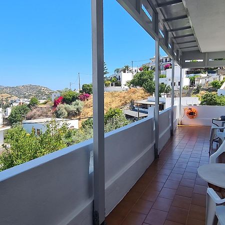 Μονοκατοικία Με Θέα Τη Χώρα Skyros Exterior photo